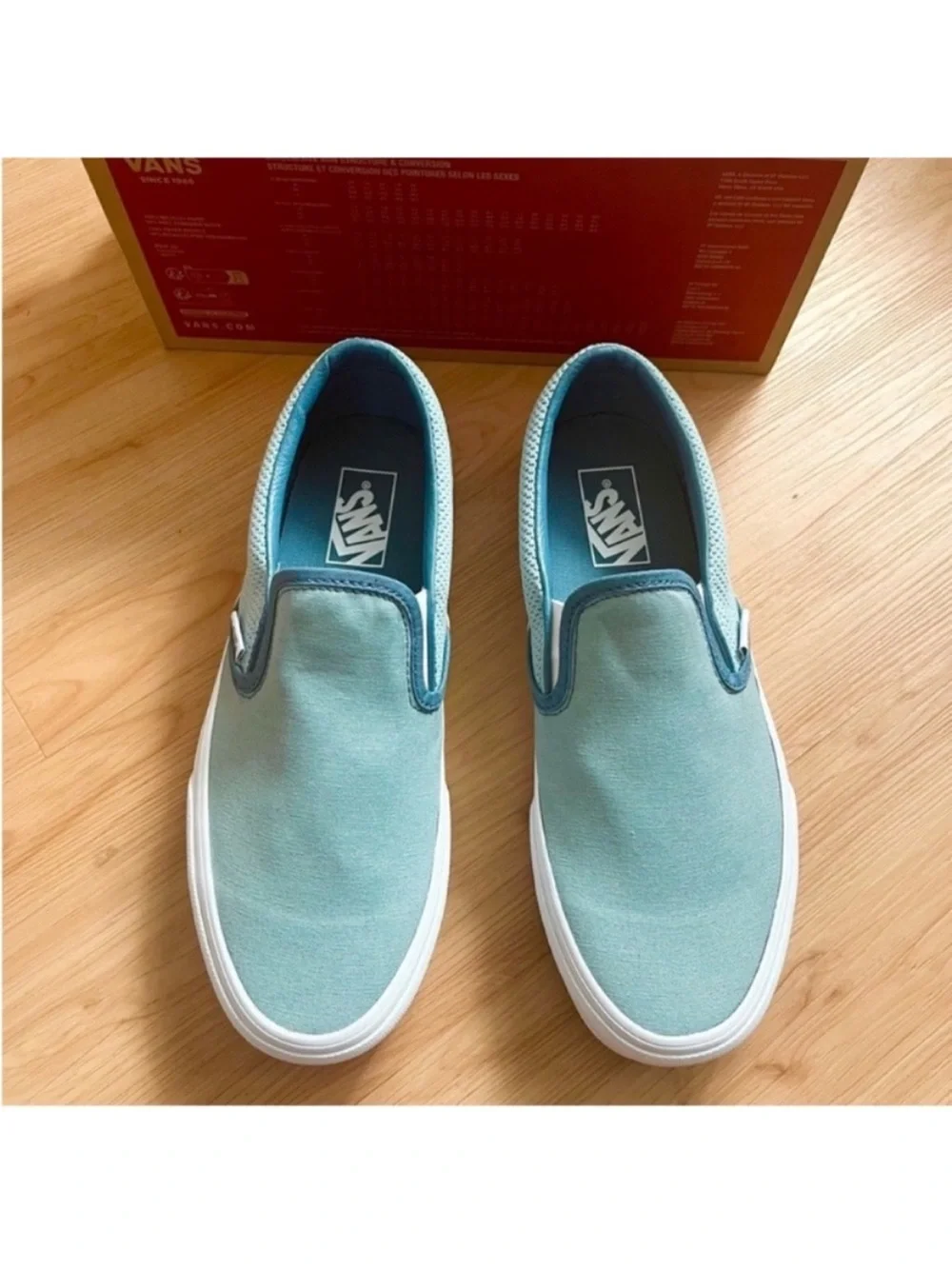 Vans Classic Slip-on Mesh Blue/Multi VNOA2Z41BER Women 10.0 US Mens 8.5 US